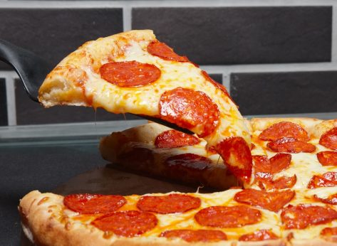The #1 Pizza Order in America, According to Pizzeria Regulars