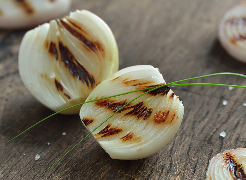 Grilled onion - best foods for gut health