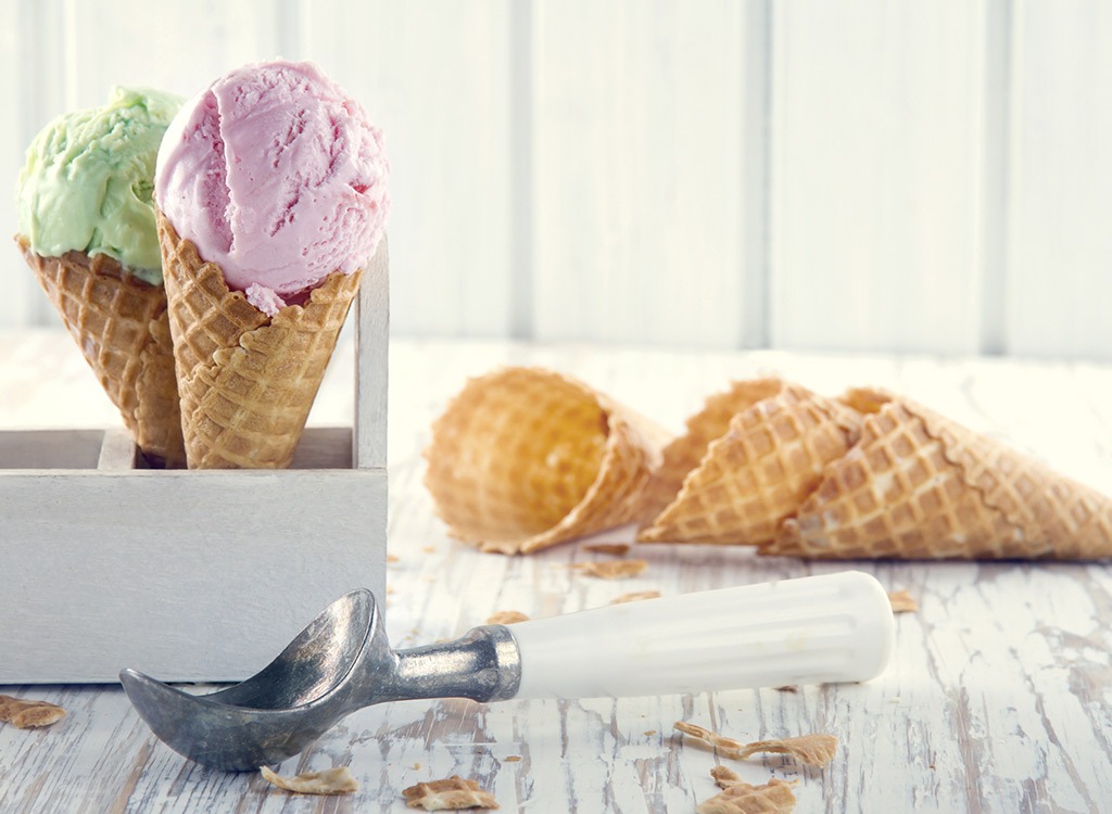 ice cream cones and scoop