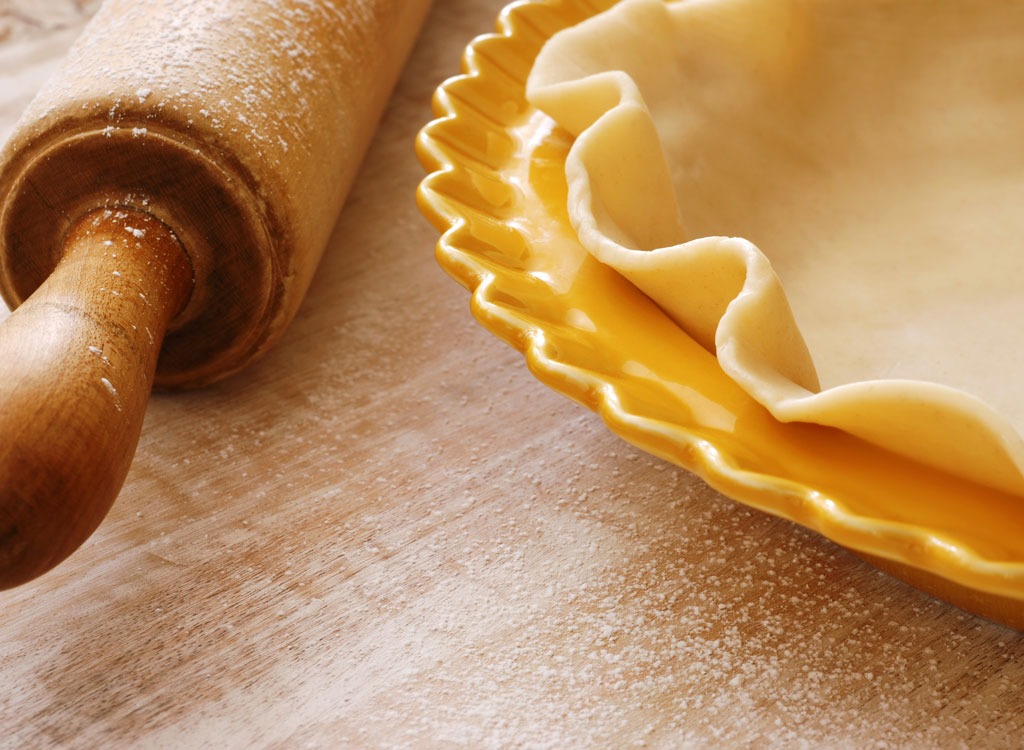 pie crust and rolling pin