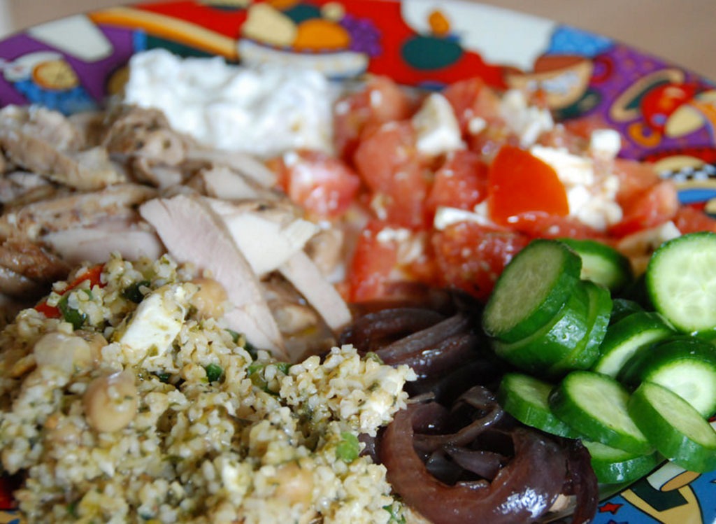 grilled chicken greek platter