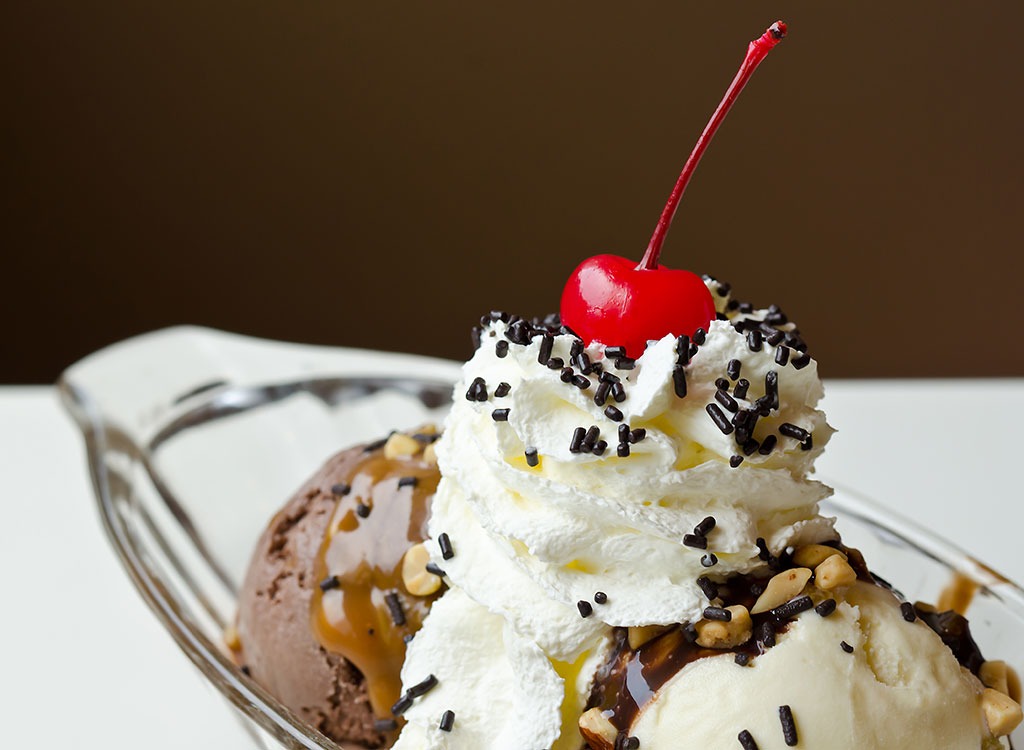 Ice cream sundae