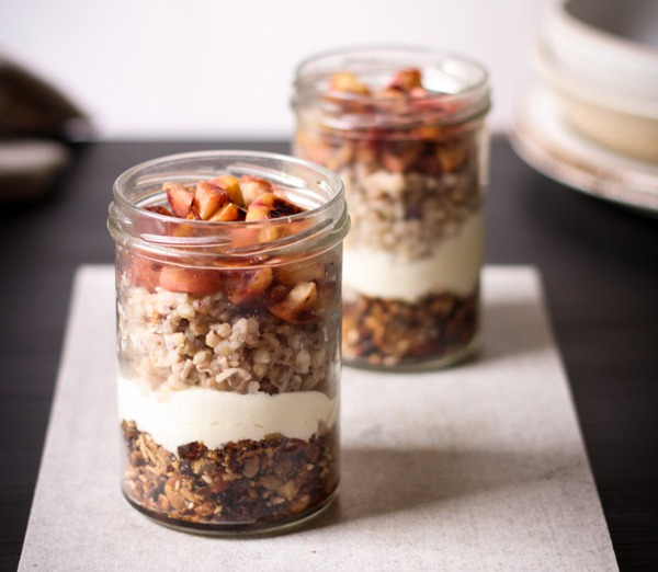 APPLE CRUNCH BREAKFAST PARFAITS