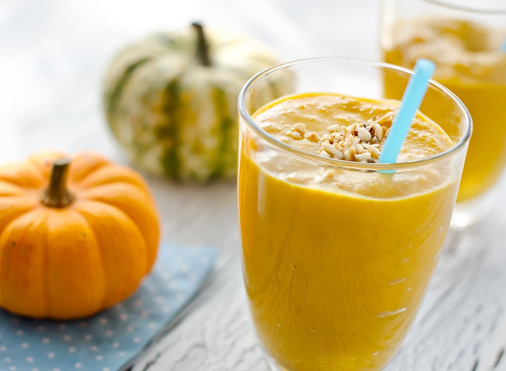 quick high-protein breakfasts - pumpkin pie smoothie