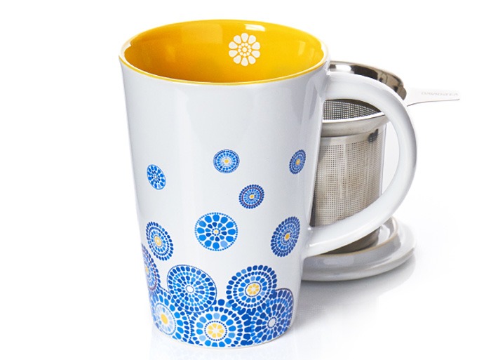 https://www.eatthis.com/wp-content/uploads/sites/4/media/images/ext/321309713/mug-with-infuser.jpg