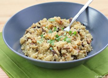 quinoa pilaf in blue bowl