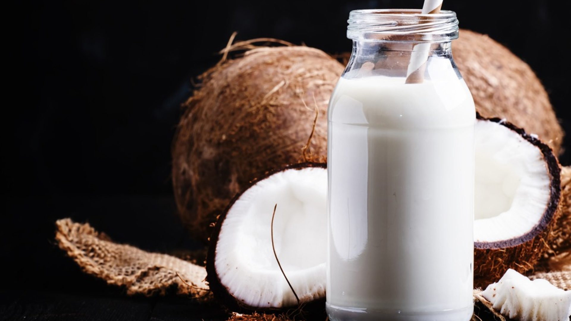 The Best Coconut Milks, According to Nutritionists Eat This Not That