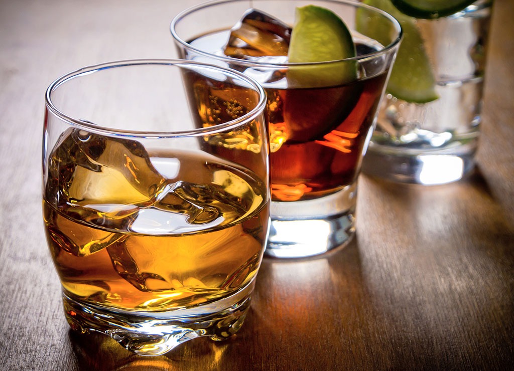 The Healthiest Alcohol and Best Liquor Drinks That Won't Derail Your Diet