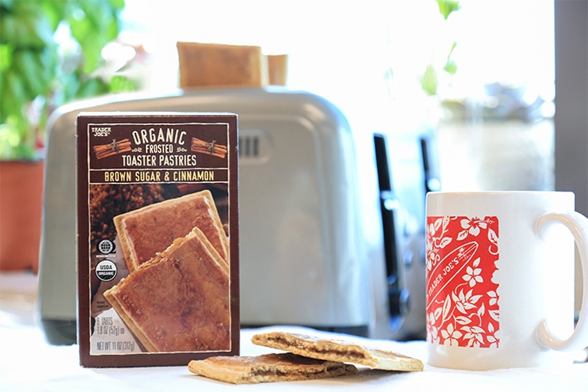 trader joes toaster pastries box