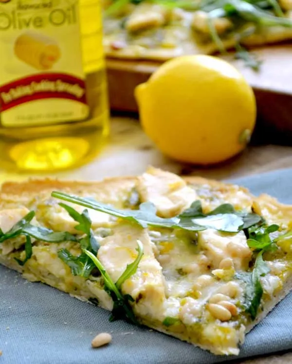 pesto chicken flatbread