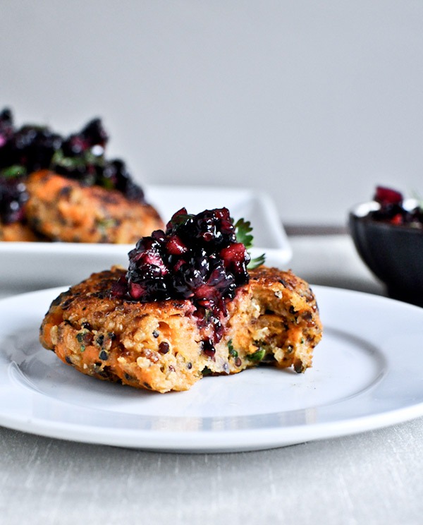 sweet potato quinoa cakes with blackberry salsa