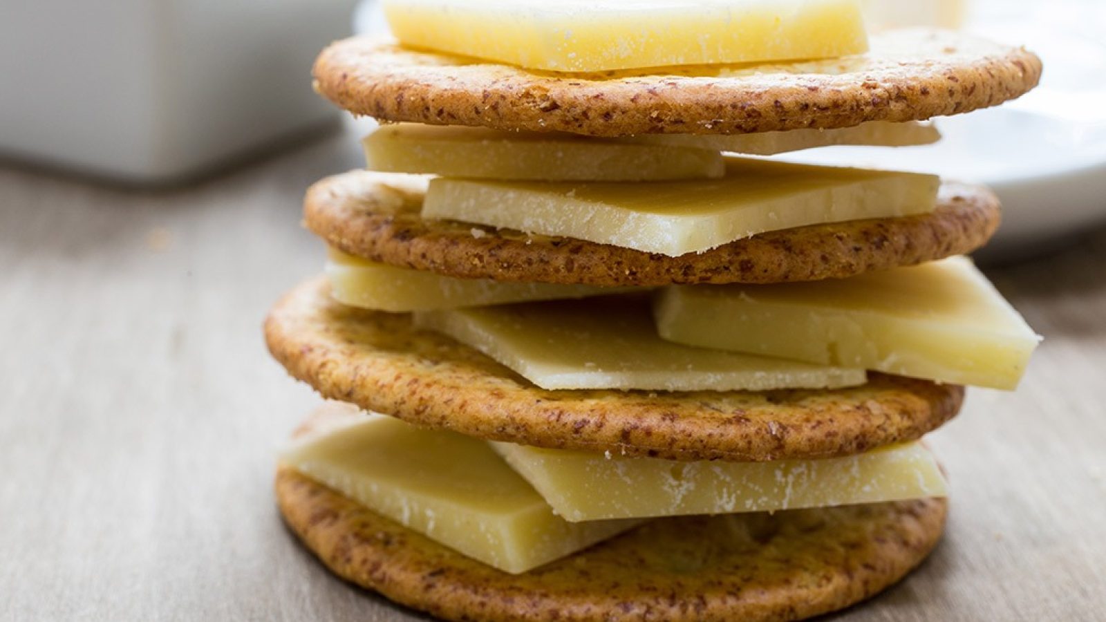 The Best Healthy Crackers for Weight Loss | Eat This Not That