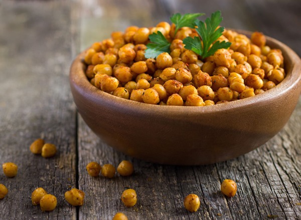 bowl of roasted chickpeas