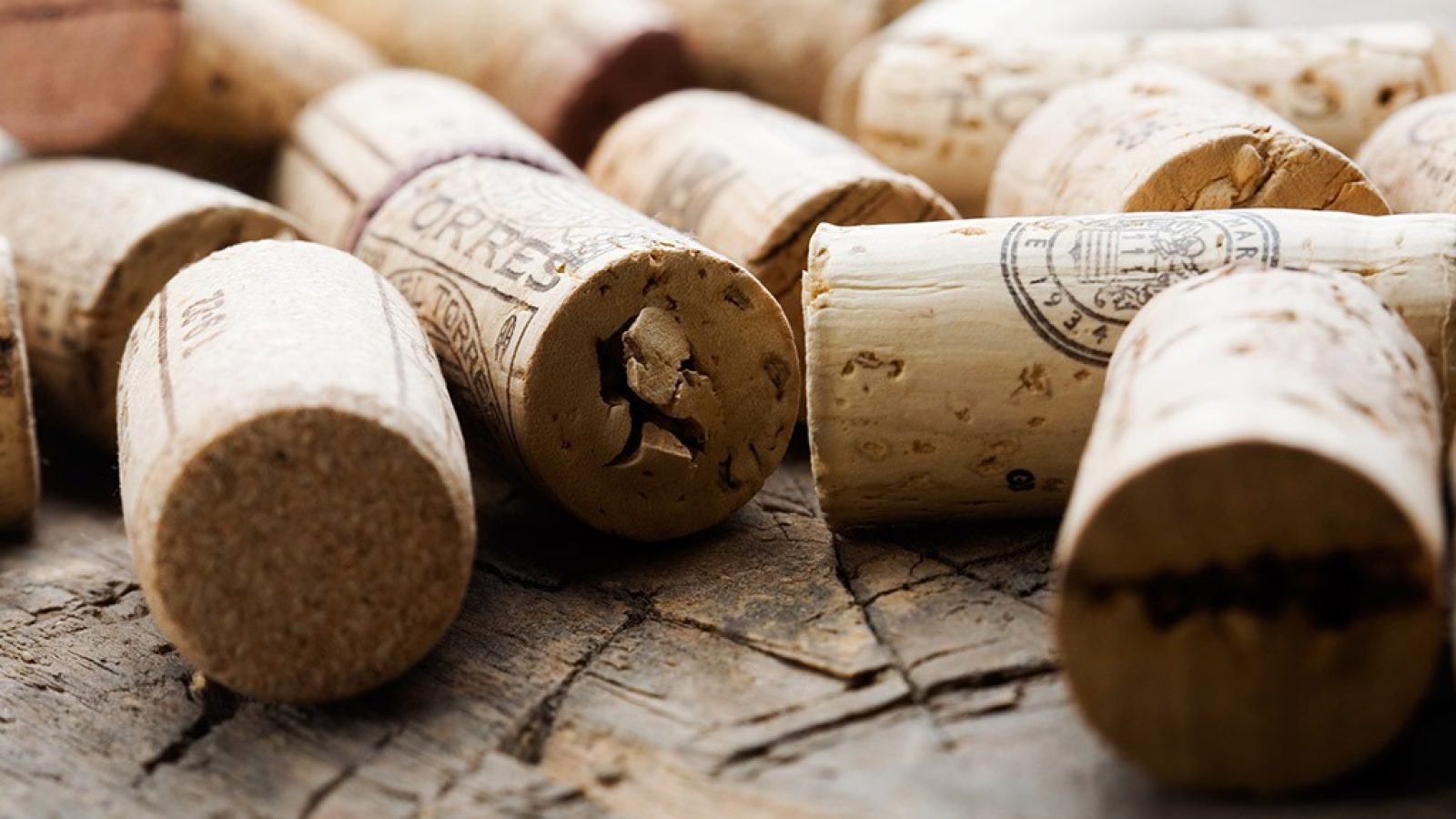 18 Healthiest Wine Brands for Weight Loss Eat This Not That