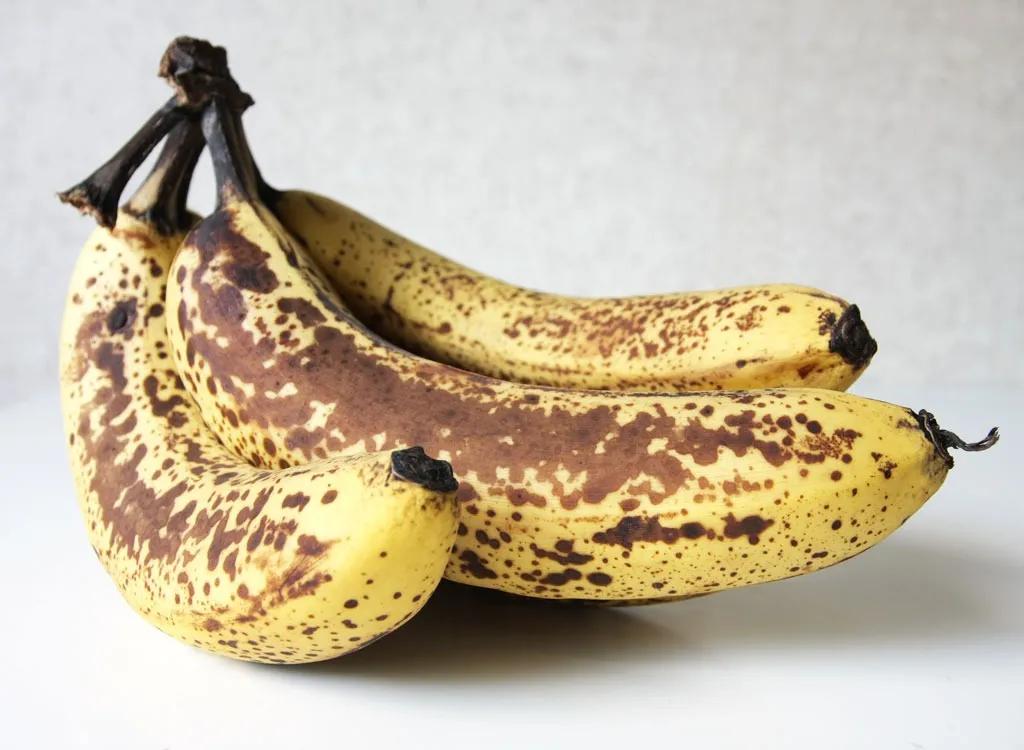 This Is the #1 Worst Way to Eat a Banana — Eat This Not That