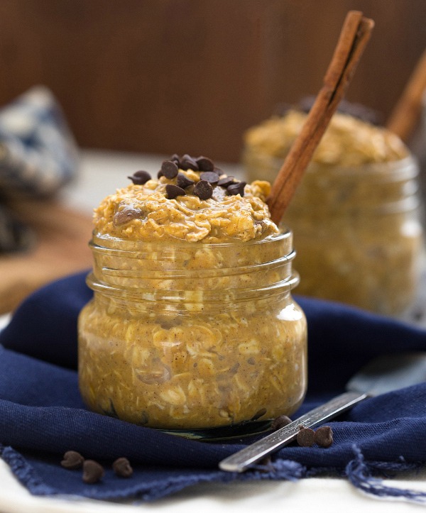 PUMPKIN CHOCOLATE CHIP COOKIE OVERNIGHT OATS