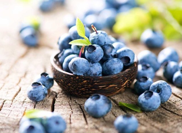 Sugary fruits ranked blueberries