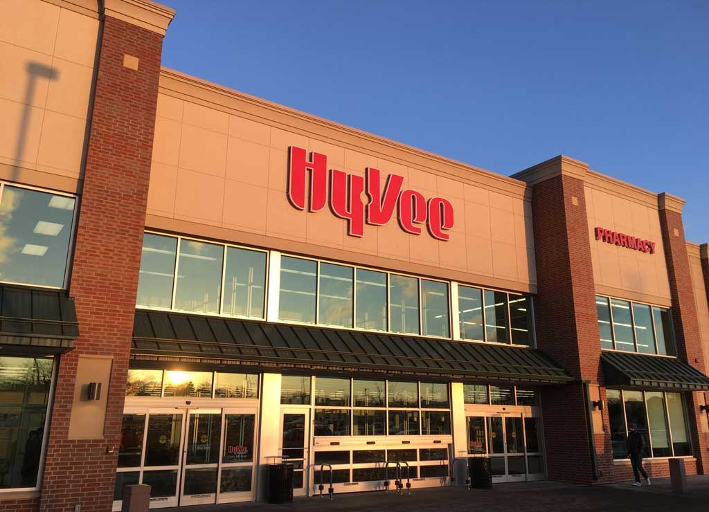 Hyvee food stores