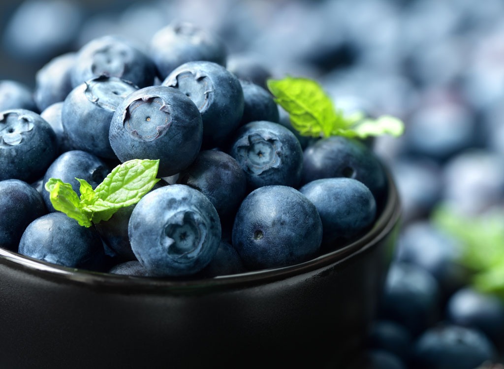 best hangover cure foods - blueberries