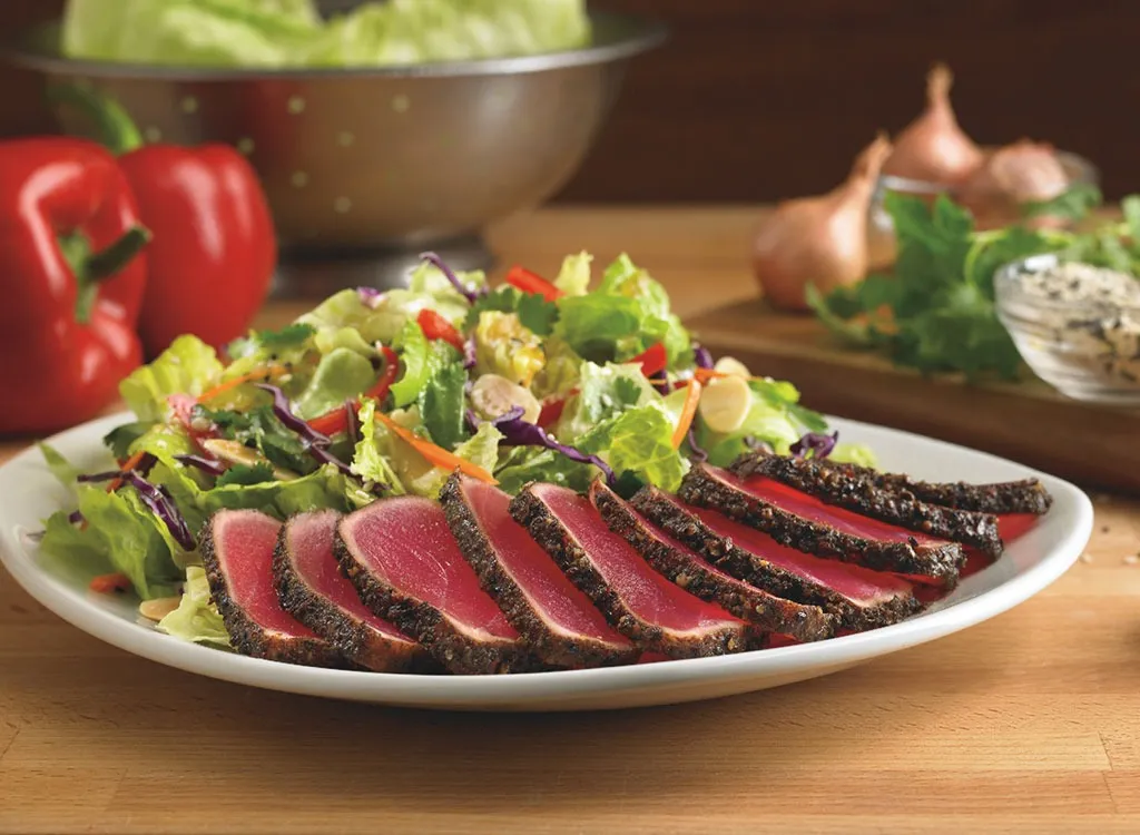 outback ahi tuna salad.