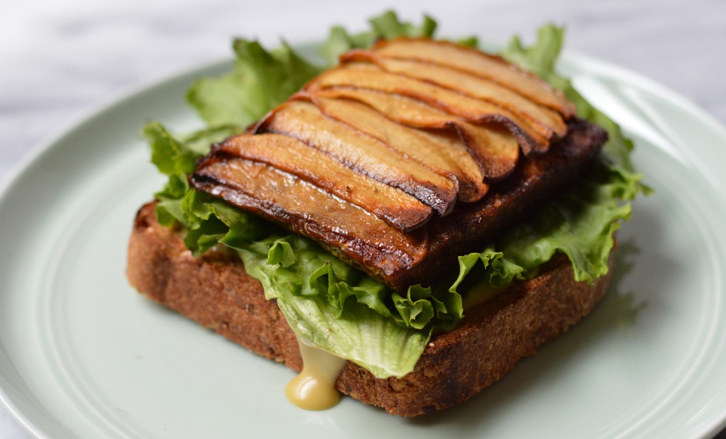 tempeh sandwich