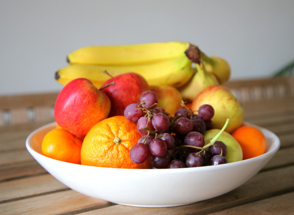 bowl of fruit countertop