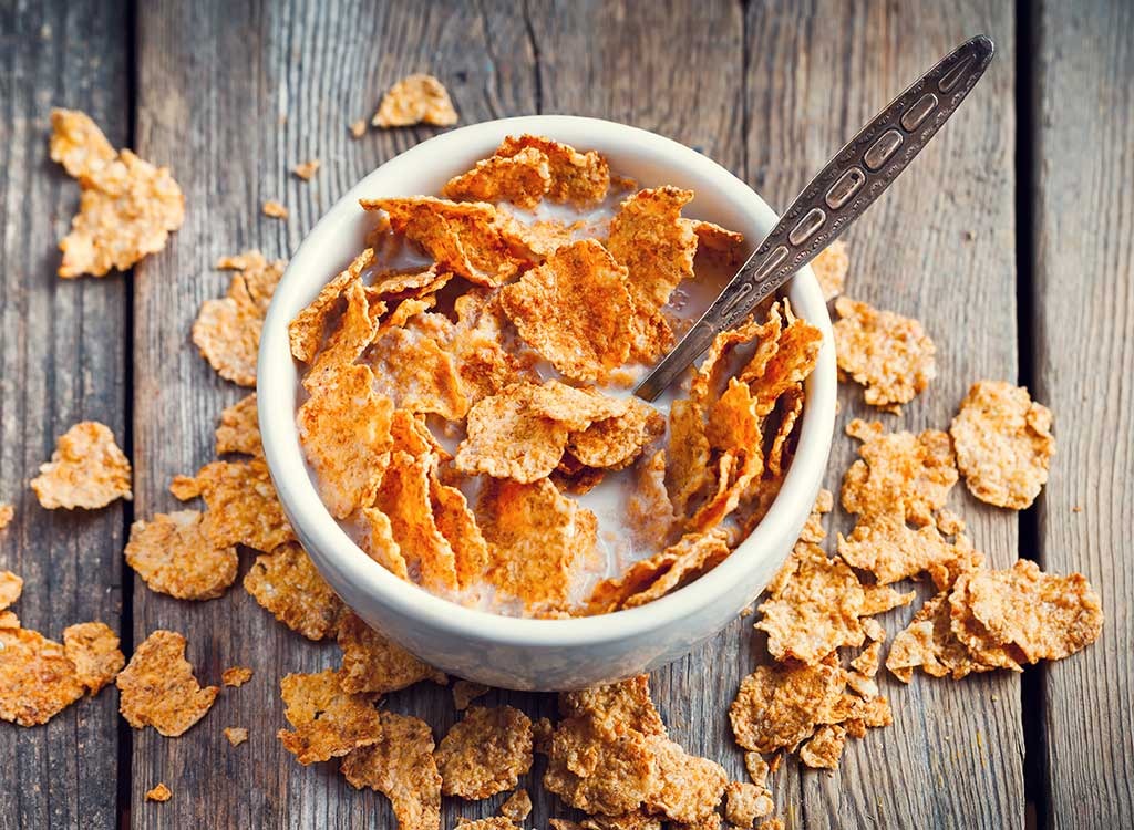 Cereal flakes in a bowl