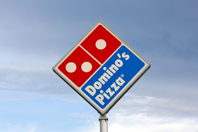 Dominos