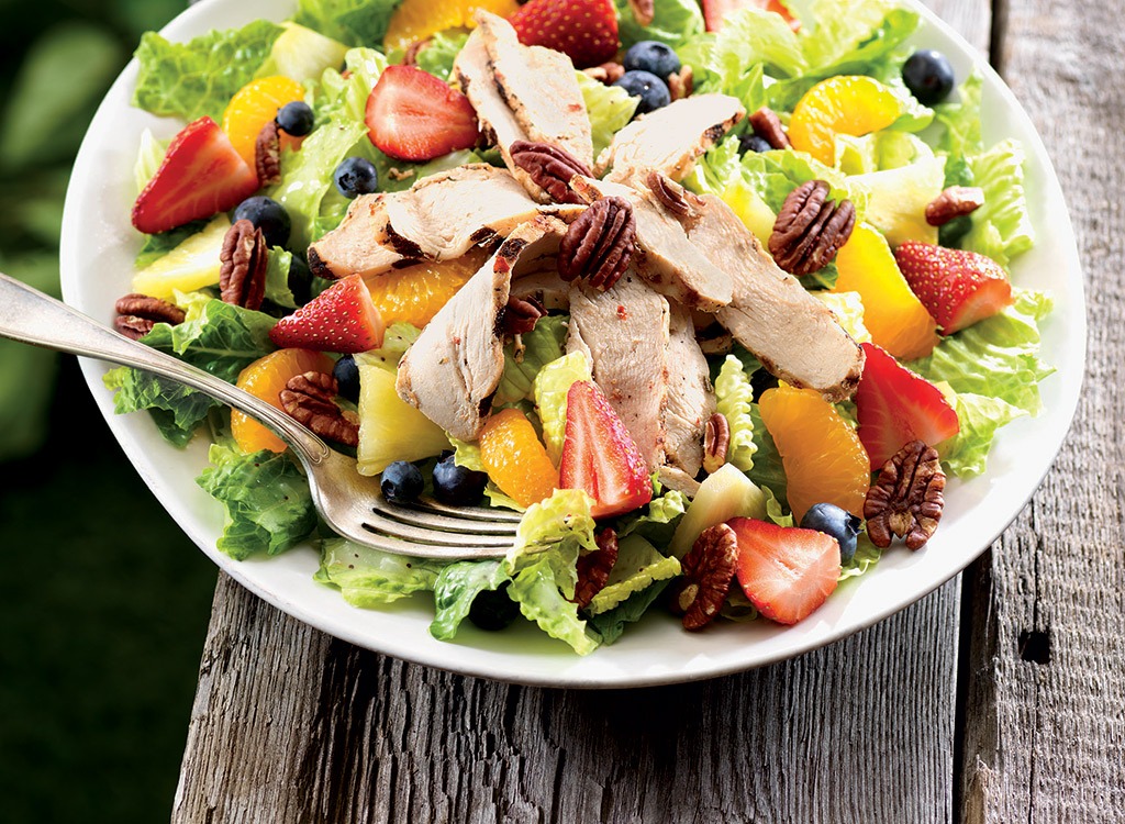 panera strawberry poppyseed and chicken salad