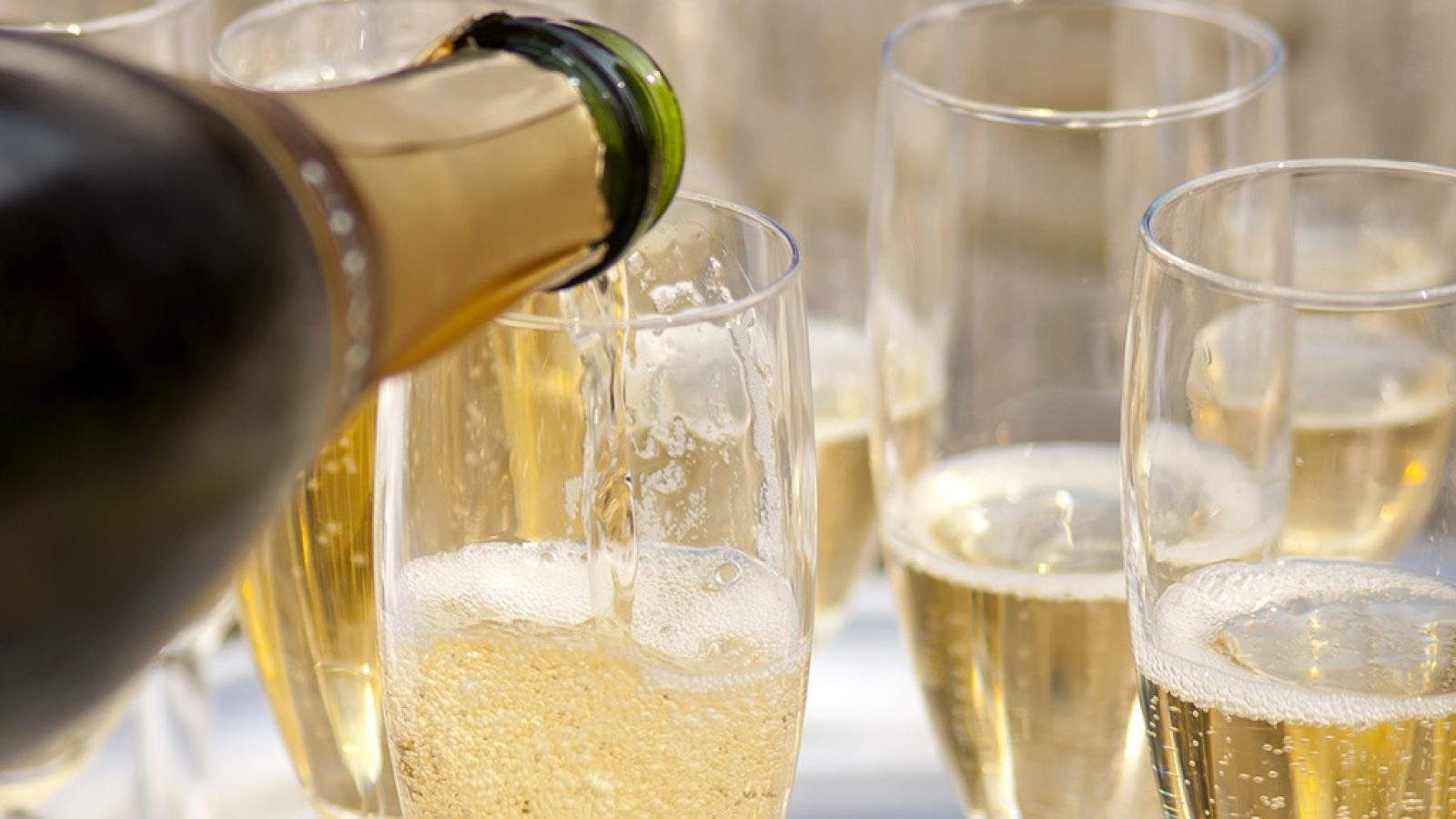 This is the Fastest Way to Chill a Bottle of Champagne Eat This, Not