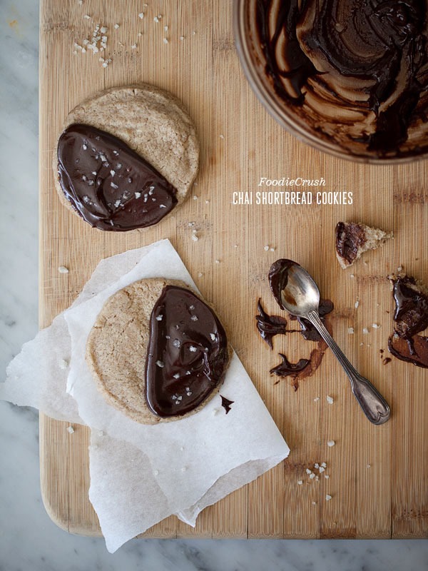 CHAI SHORTBREAD COOKIES WITH SEA SALT