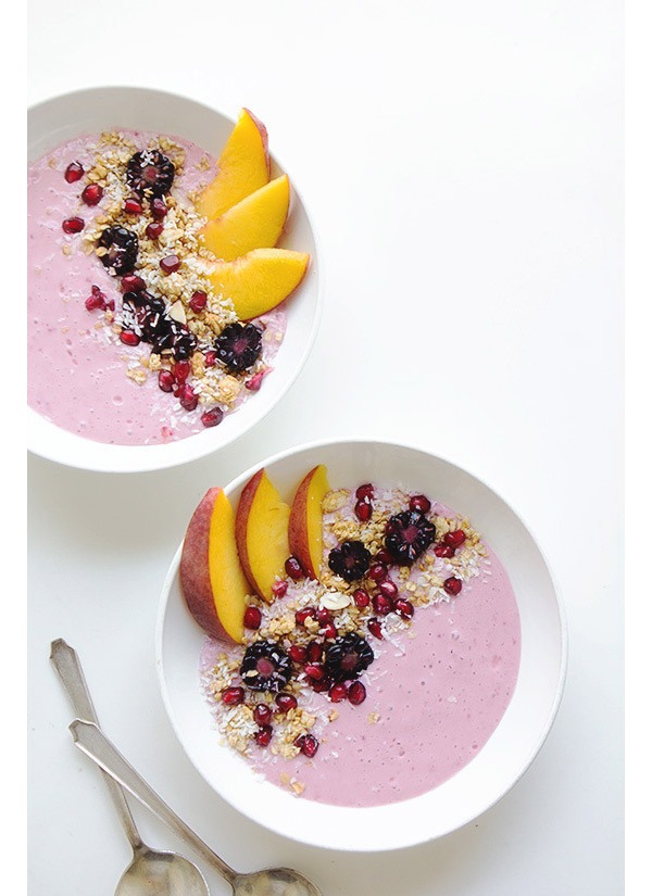 summer fruit smoothie bowl