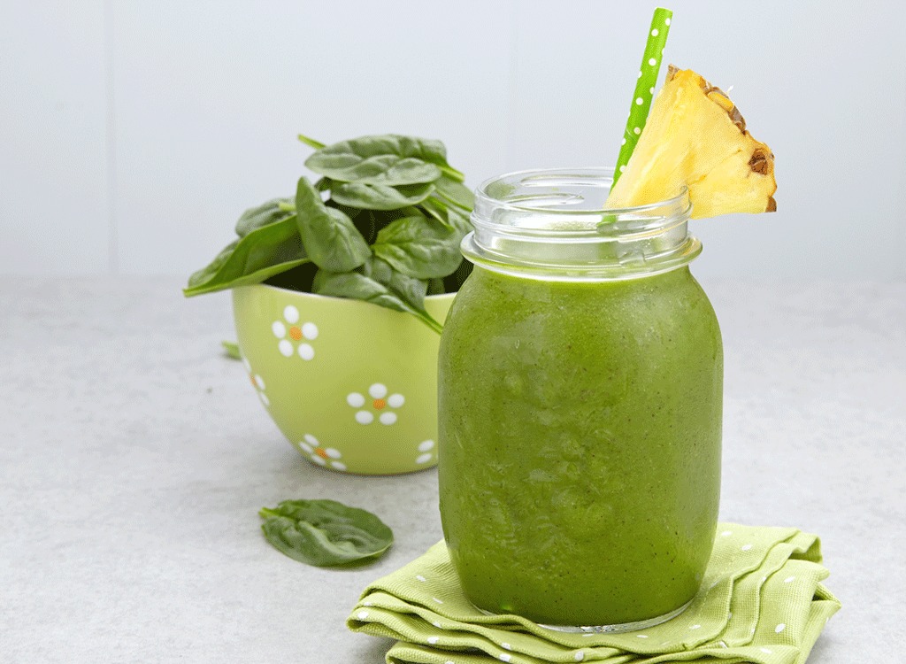 Pineapple spinach smoothie