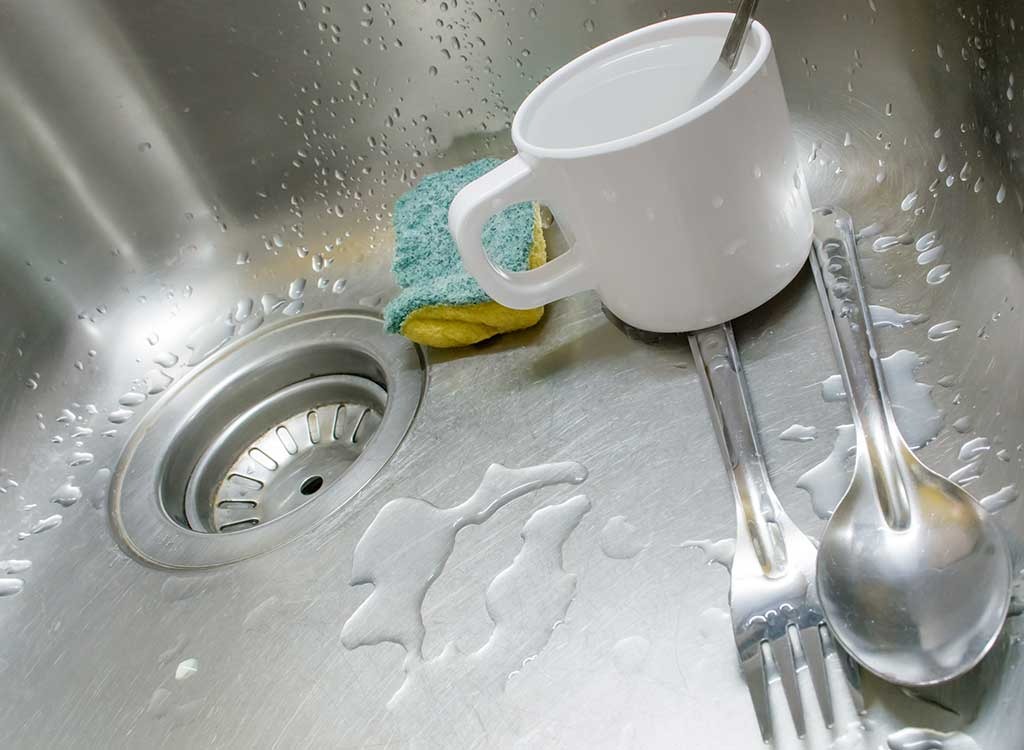 31 Dirtiest Spots in Your Kitchen Eat This Not That