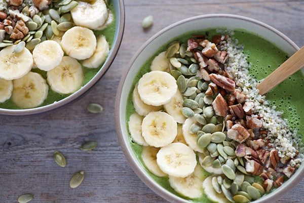 arugula and pear smoothie bowl