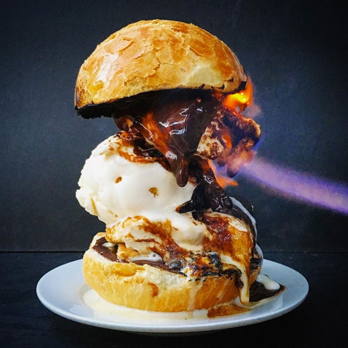 Worst social food trends smores burger