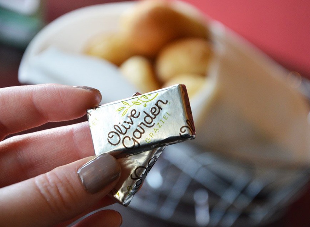 15 Things You Don't Know About Olive Garden Eat This Not That