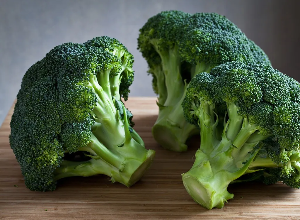 Broccoli - muscle building foods