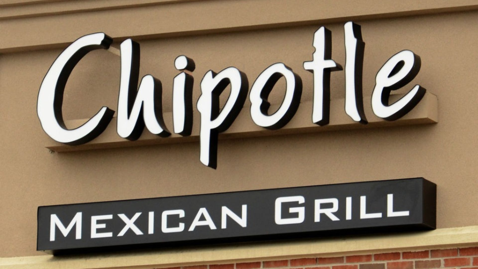 Is Chipotle Healthy? Here are 9 NutritionistApproved Orders