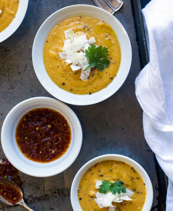 Spicy Coconut Carrot Soup
