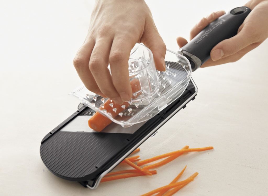 microplane adjustable slicer with julienne blade