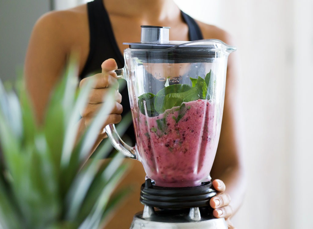 Snack-Sized Berry Spinach Smoothies