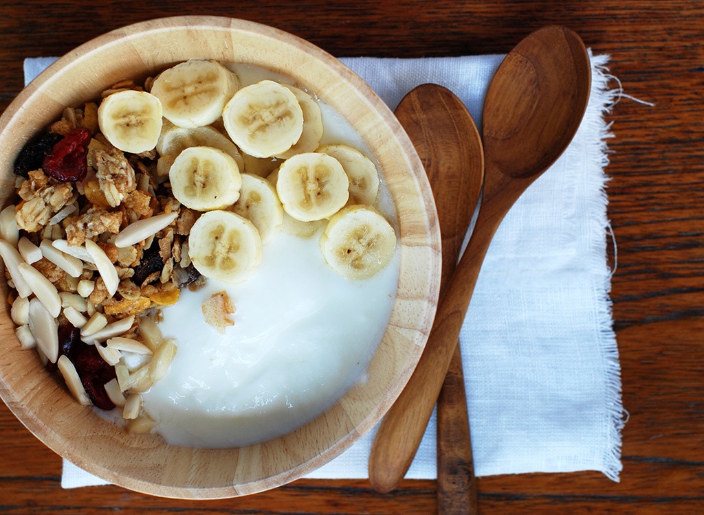 Yogurt with banana