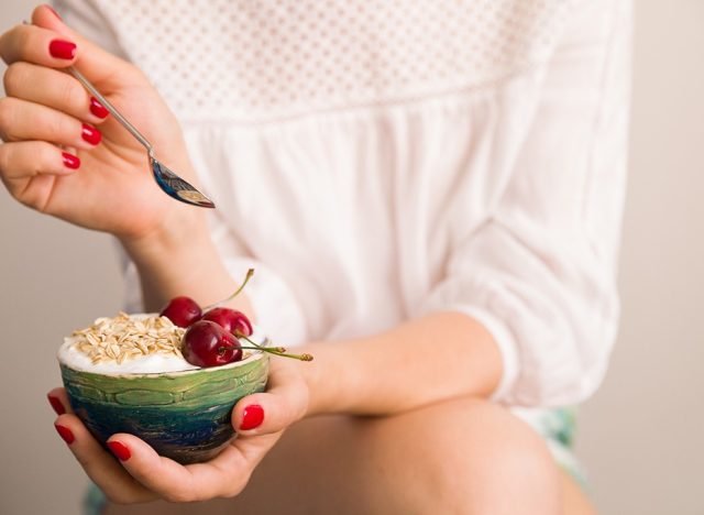 The Best Snacks to Shrink Belly Fat, Says Dietitian