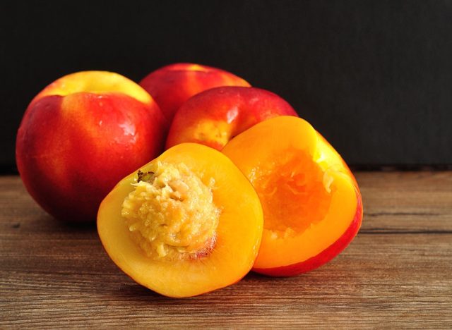 Sugary fruits ranked nectarine