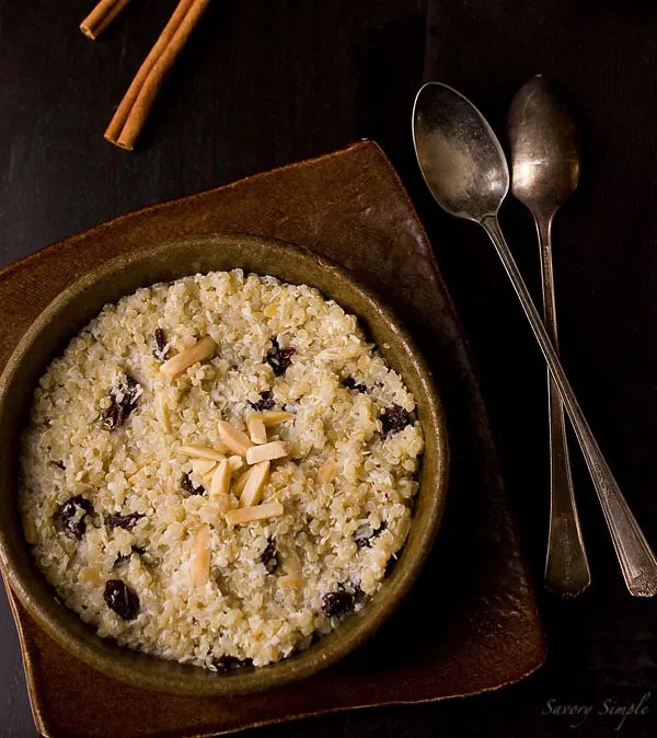 CHERRY ALMOND COCONUT QUINOA PORRIDGE