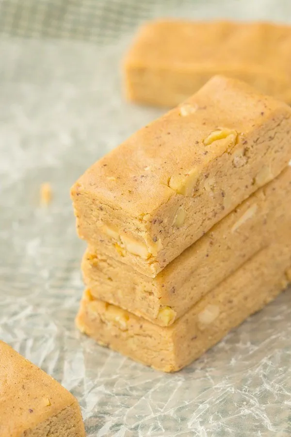 Homemade Protein Bars- Just 4 Ingredients! - The Big Man's World ®