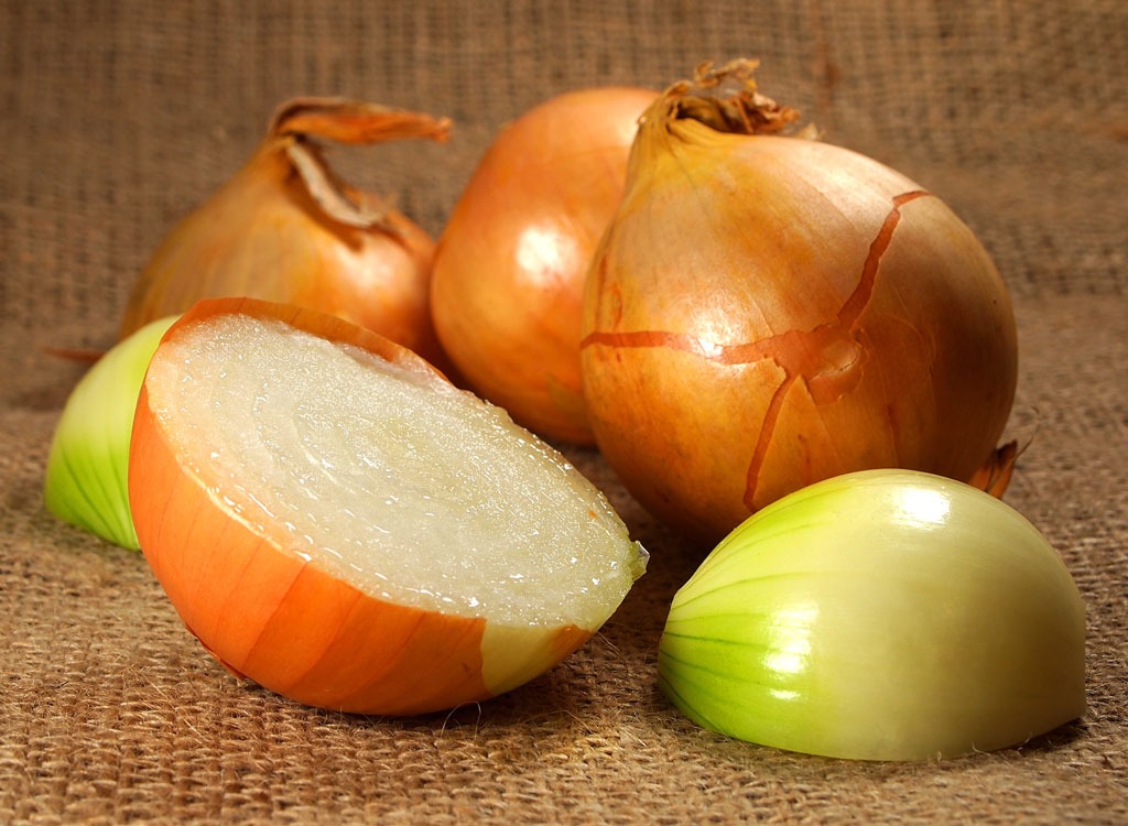 Spring foods vidalia onions