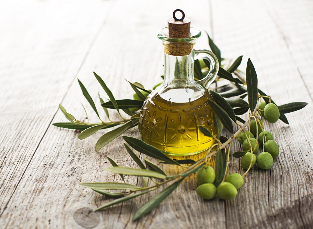 Food for women olive oil