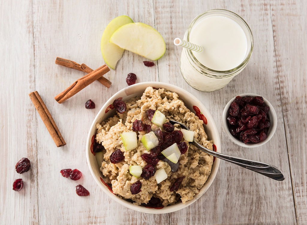 apple cranberry oatmeal